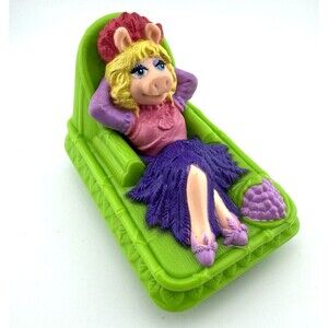 VTG Muppets Treasure Island Miss Piggy Tub Float Toy Loose Toy McDonald's 1995